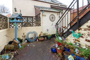 Flat Garden- click for photo gallery